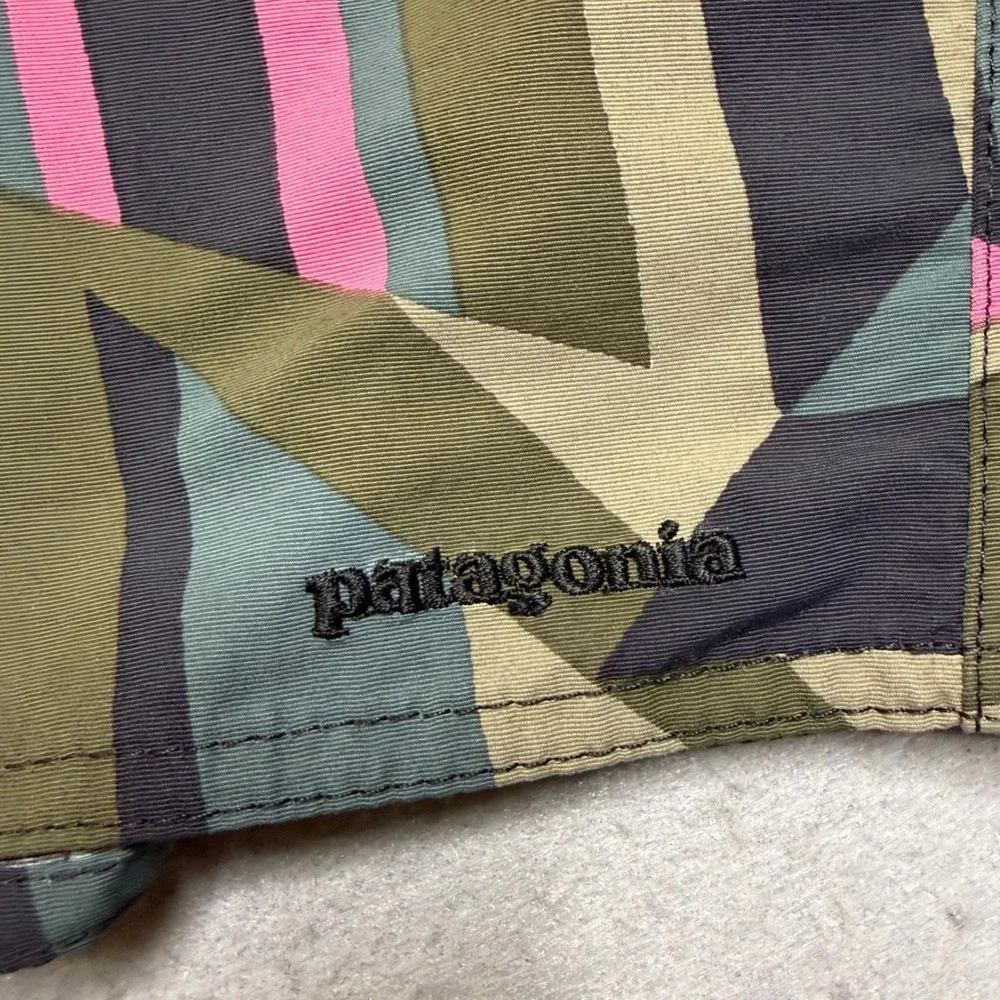 Patagonia Board Shorts Womens 6 Pink Green Geometric Abstract Surf Swim Shorts